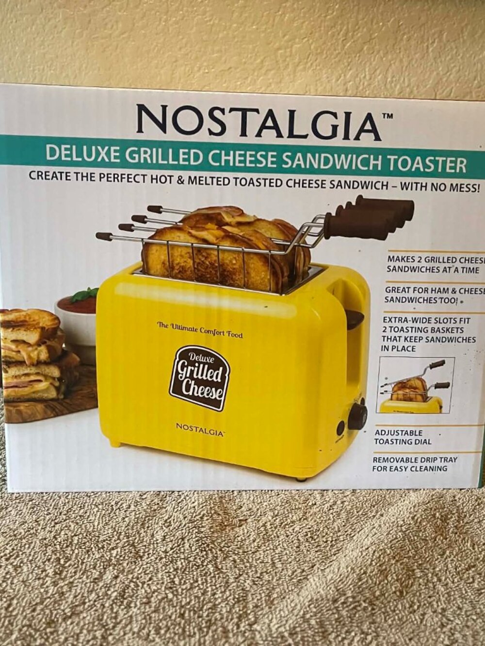 Nostalgia grilled cheese sandwich toaster